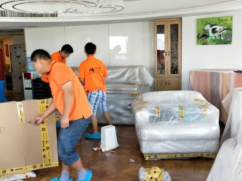 洛隆精品搬家公司